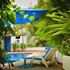 Casa Flores Guest house